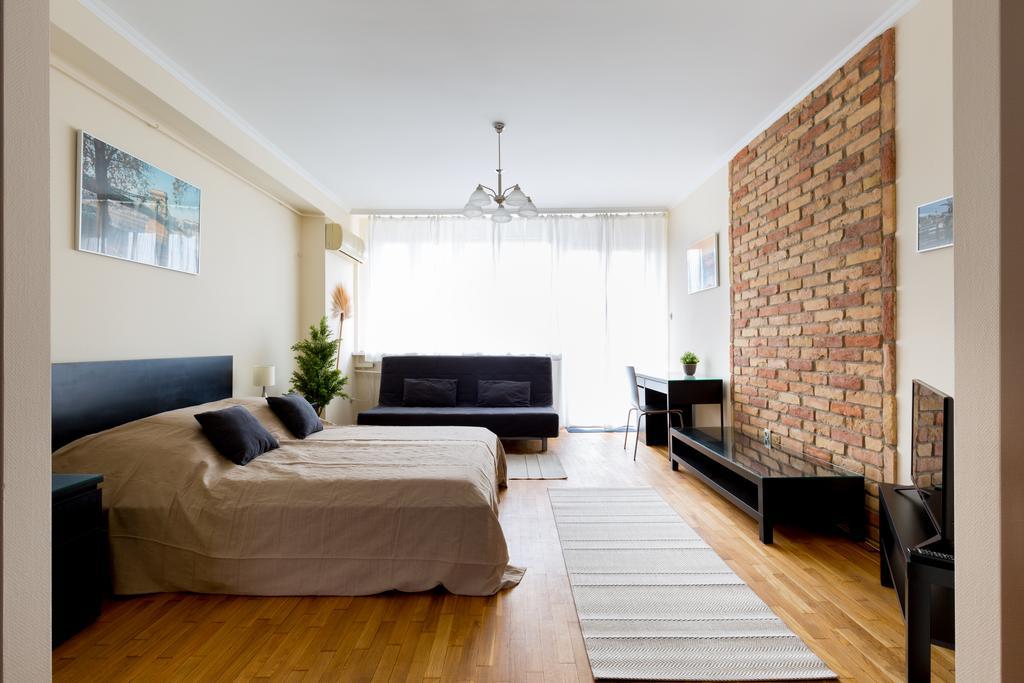 East Station - Baross 1 & 2 Apartment Budapest
